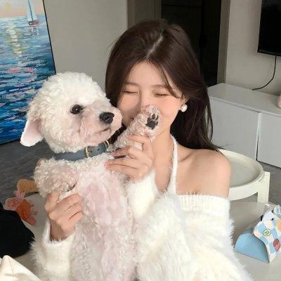 彼女